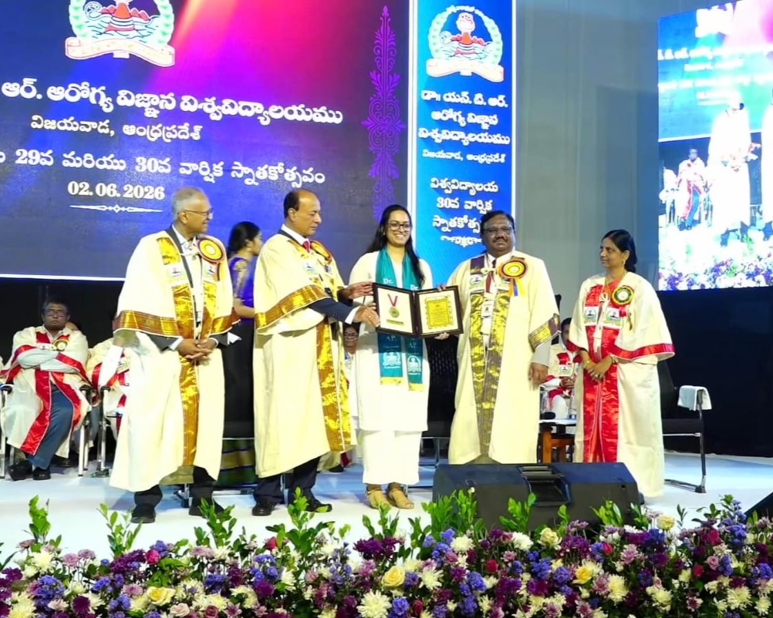 PESIMSR Student Receives Prestigious University Honour for Academic Excellence