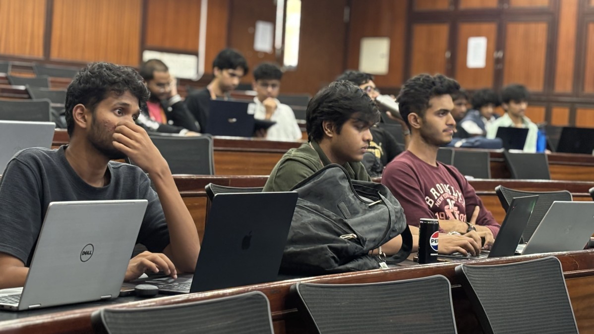 Learning Across the Edge: Exploring Federated Learning with Neural Hive