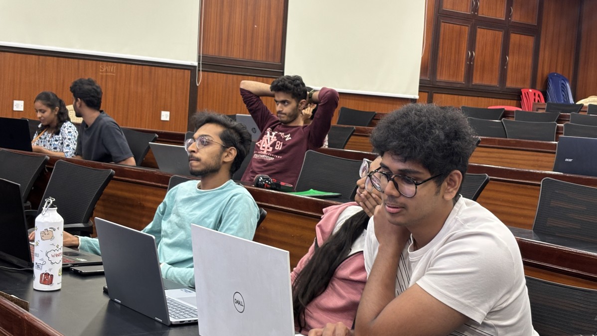 Learning Across the Edge: Exploring Federated Learning with Neural Hive